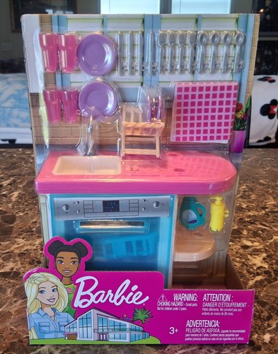 New sealed 2018 barbie home - barbie,